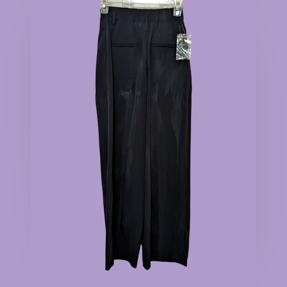 Uniqlo Pleated High Waisted Trousers, Size XS - Picture 2 of 2